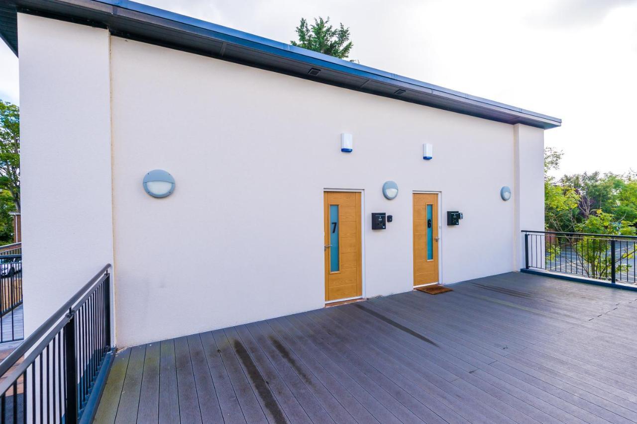 Stunning 2 Bed Apt By Greenstay Serviced Accommodation - Located In Formby Village - Perfect For Short & Long Stays - Couples, Friends & Families & Business Travellers All Welcome - Dog Friendly - 7 Exteriör bild