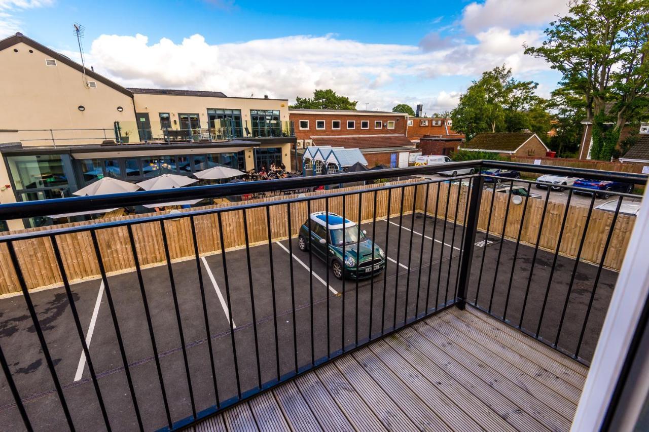 Stunning 2 Bed Apt By Greenstay Serviced Accommodation - Located In Formby Village - Perfect For Short & Long Stays - Couples, Friends & Families & Business Travellers All Welcome - Dog Friendly - 7 Exteriör bild